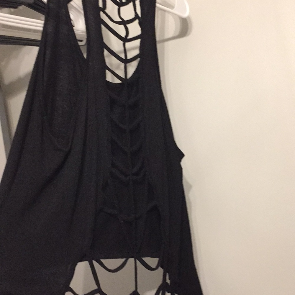 Cut out tank